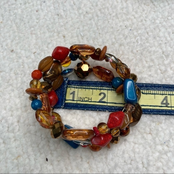 Francesca’s Beaded Stone Wrap Blue Red Bracelet - Picture 6 of 6